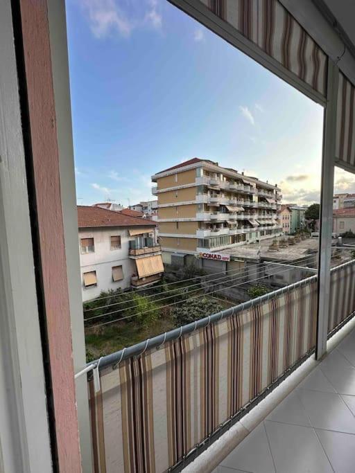 Casa Eleonora: A 5 Min Dal Mare + Free Parking Daire Ventimiglia Dış mekan fotoğraf